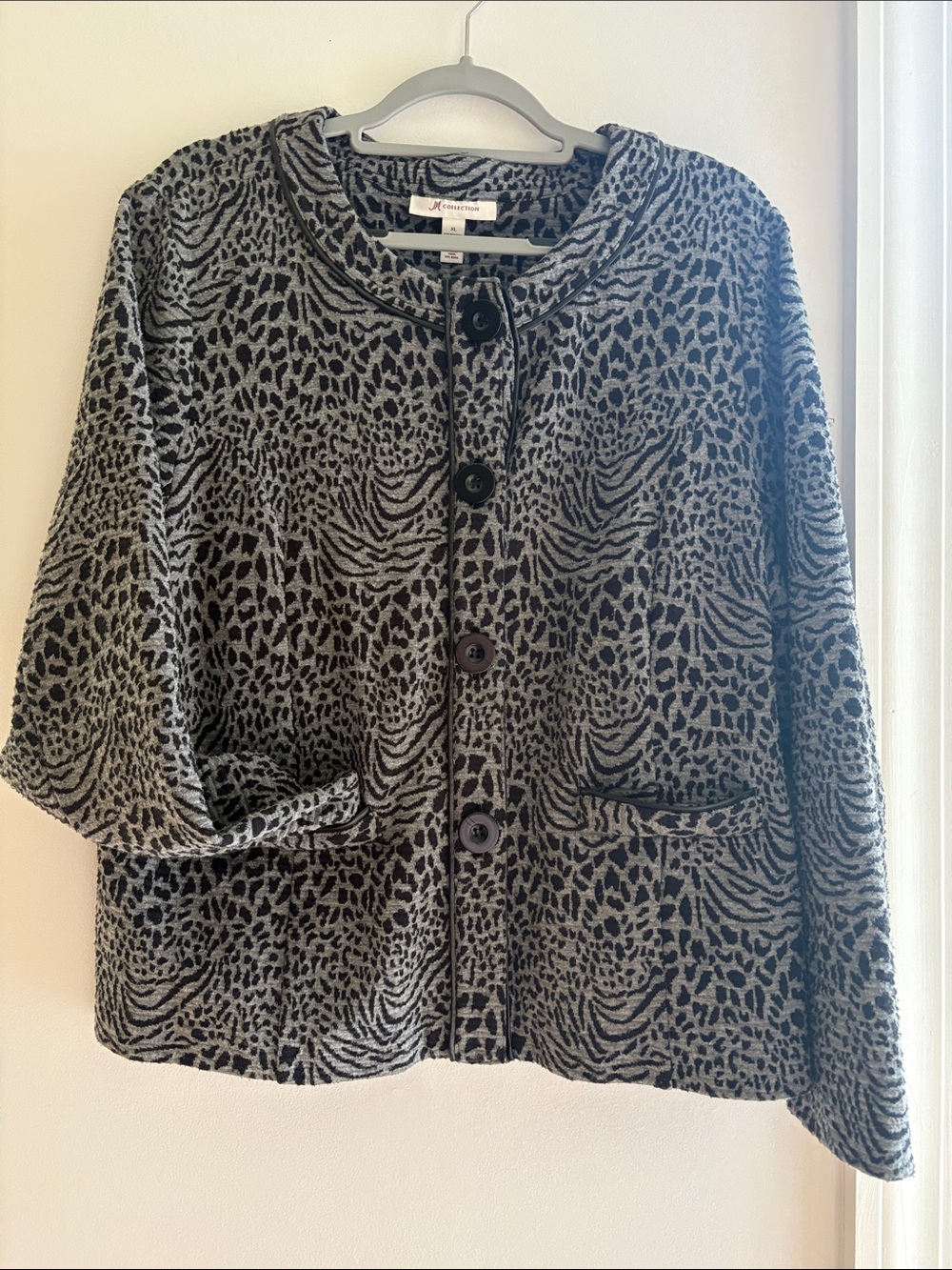 Women's Gray Black Patterned Button-Front Jacket